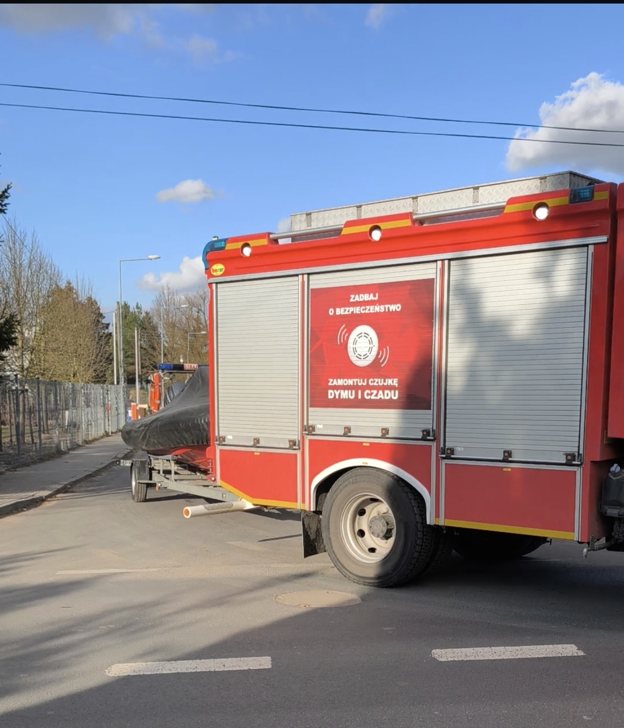 Wyjazdy alarmowy JRG 6 Poznań  łodziom